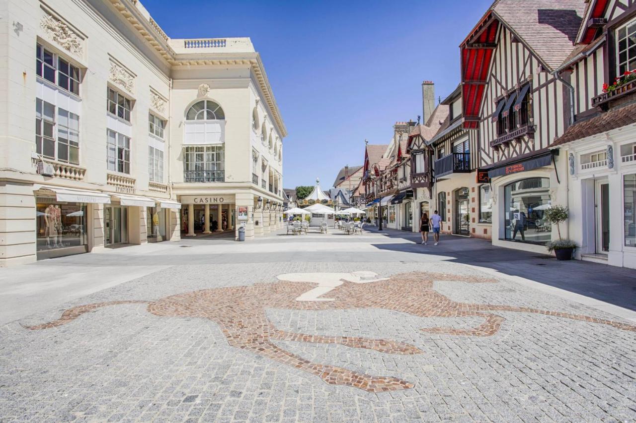 Les Cigognes - Deux Pieces - Deauville Centre Buitenkant foto