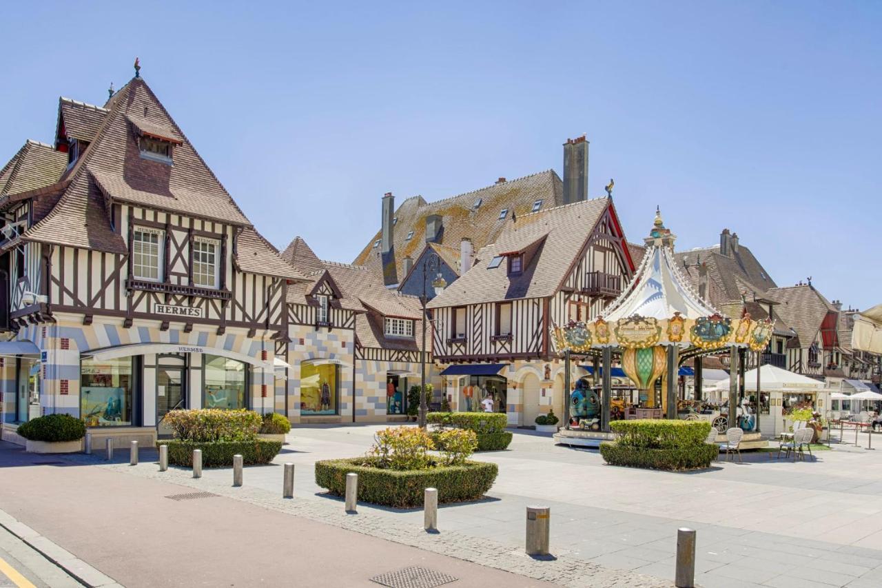 Les Cigognes - Deux Pieces - Deauville Centre Buitenkant foto
