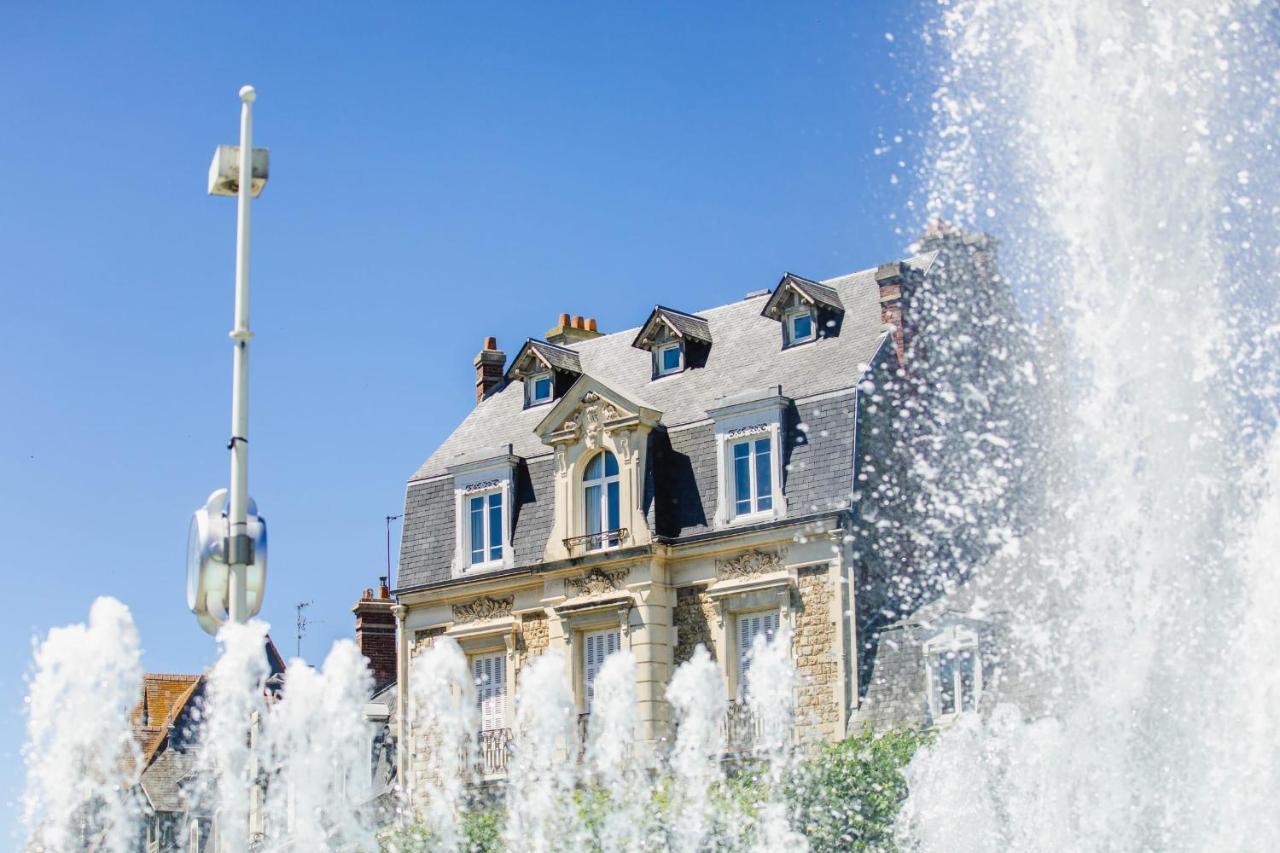 Les Cigognes - Deux Pieces - Deauville Centre Buitenkant foto